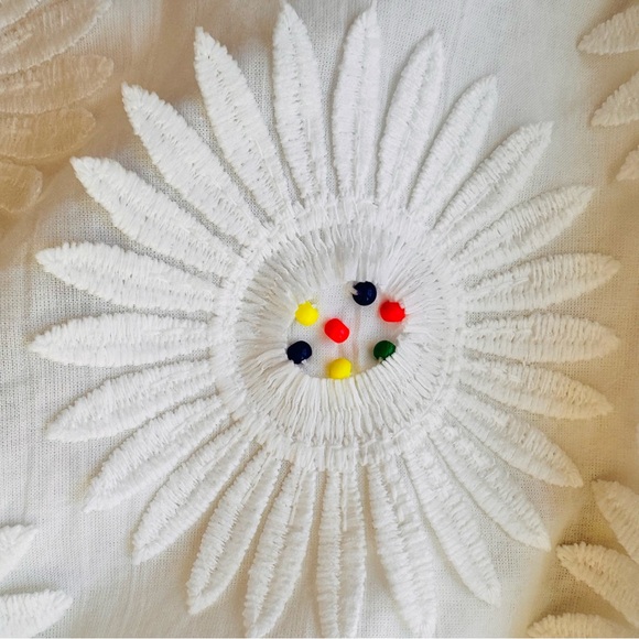 Farm Rio White Daisy 3D Floral Midi Skirt size XS - Picture 13 of 16